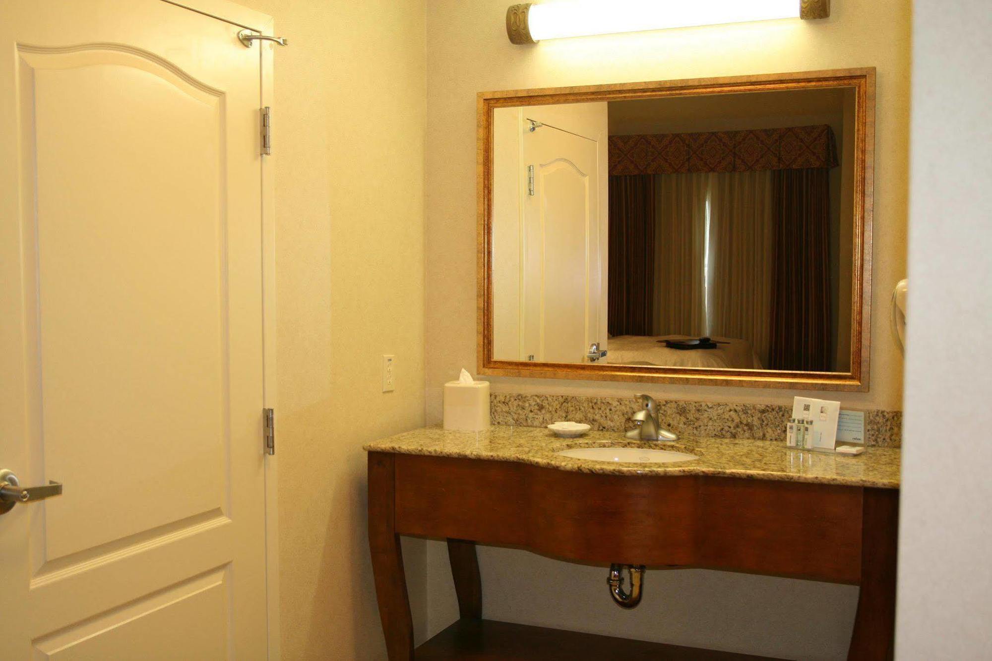 Hampton Inn & Suites Lodi Quarto foto